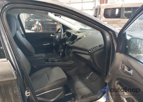 2017 Ford Escape Se z USA, uszkodzony, nr VIN 1FMCU9GD4HUB14856